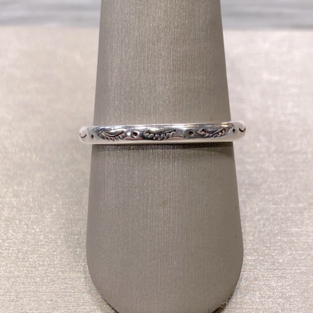 Vintage Sterling Signed Carlisle Jewelers Tribal Etched Band